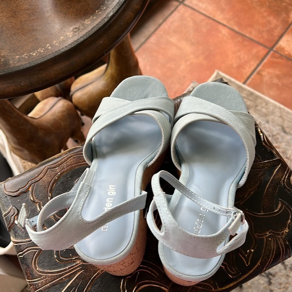 Ladies Madden Girl Light Blue Denim Cork Wedge 8 1/2 Brand New ! - Picture 4 of 5
